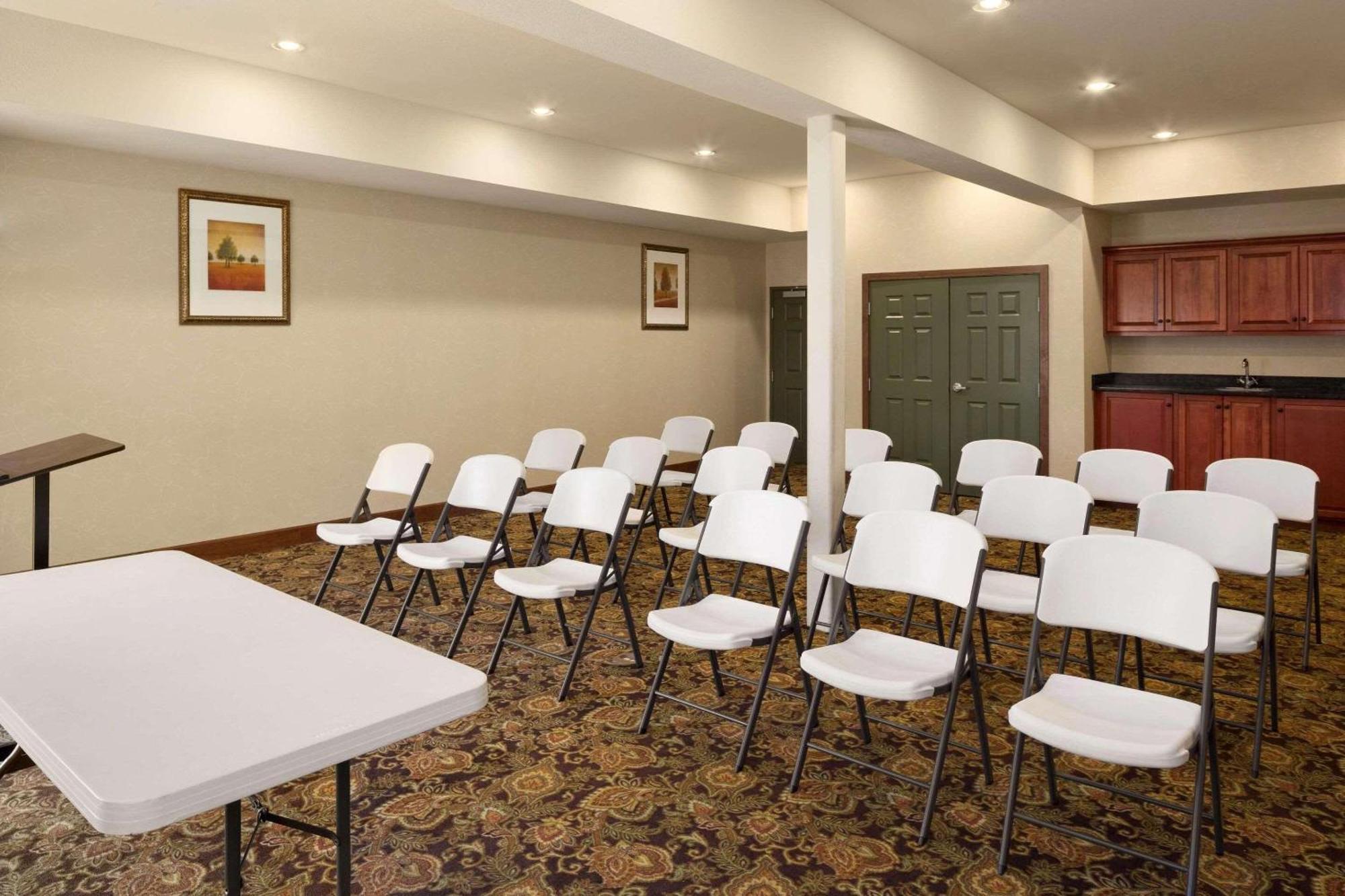 Country Inn & Suites By Radisson, Crestview, Fl Buitenkant foto